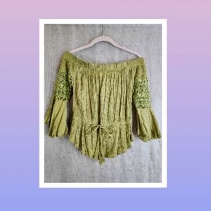 🍀Blush off shoulder green blouse 🍀